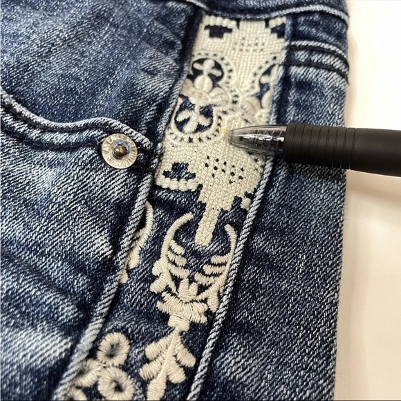 American Eagle Womens Shortie Shorts Size 6 Dark Wash Jean Stretch Blue #0334 - Picture 3 of 11